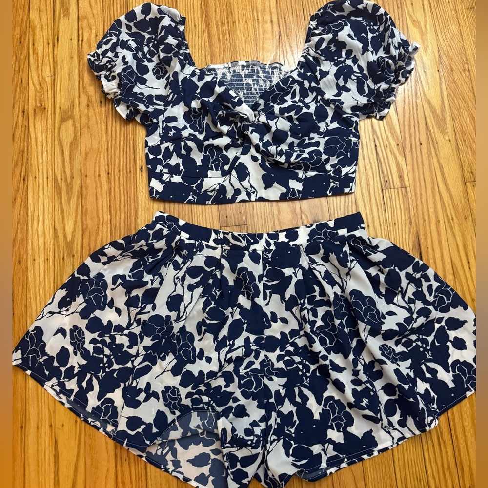 SHEIN Blue and White Floral Skort Set